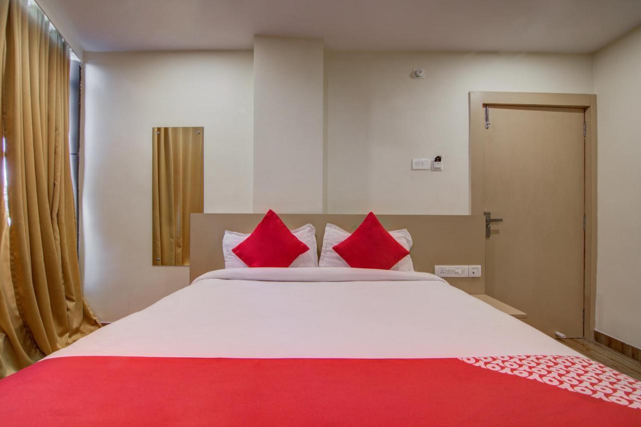 Oyo 12736 Skylawn Hotel Jamshedpur Ngoại thất bức ảnh